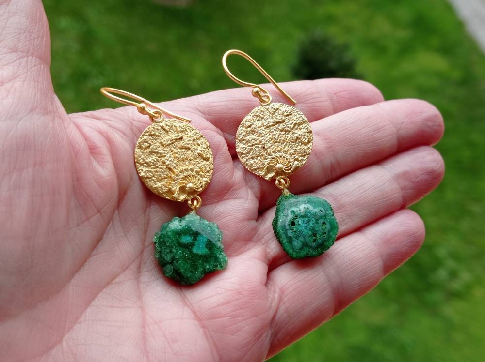 Green Solar Quartz Dangle Earrings – Hammered Gold Plated Brass, Tribal Style