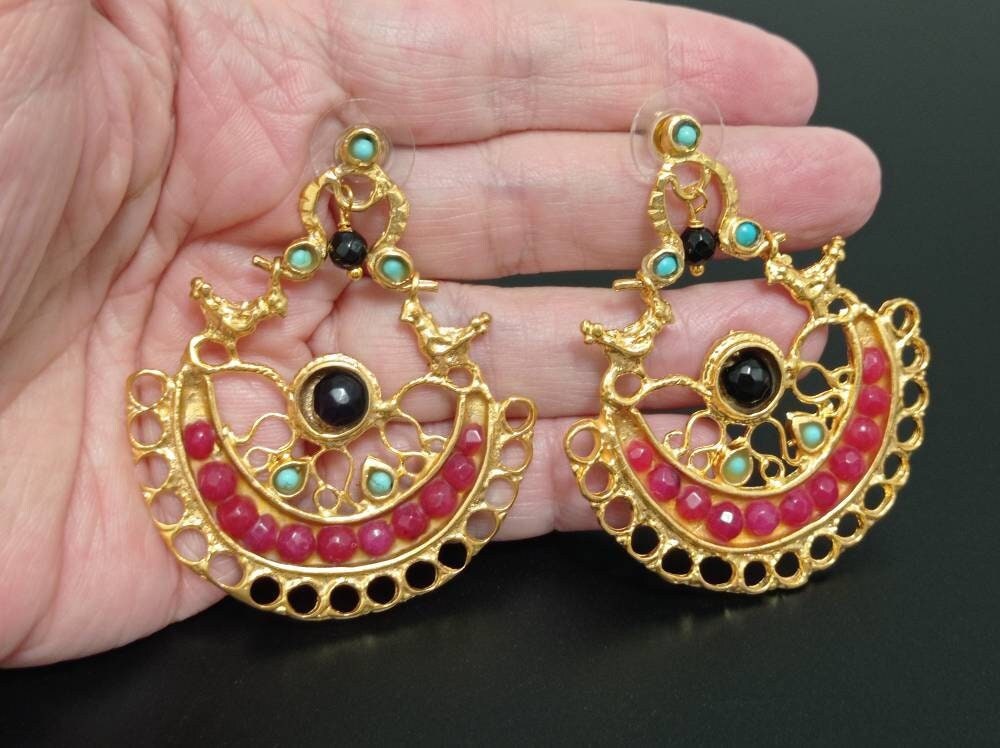 Turkish Chandelier Earrings, Agate, Howlite, Bird Design