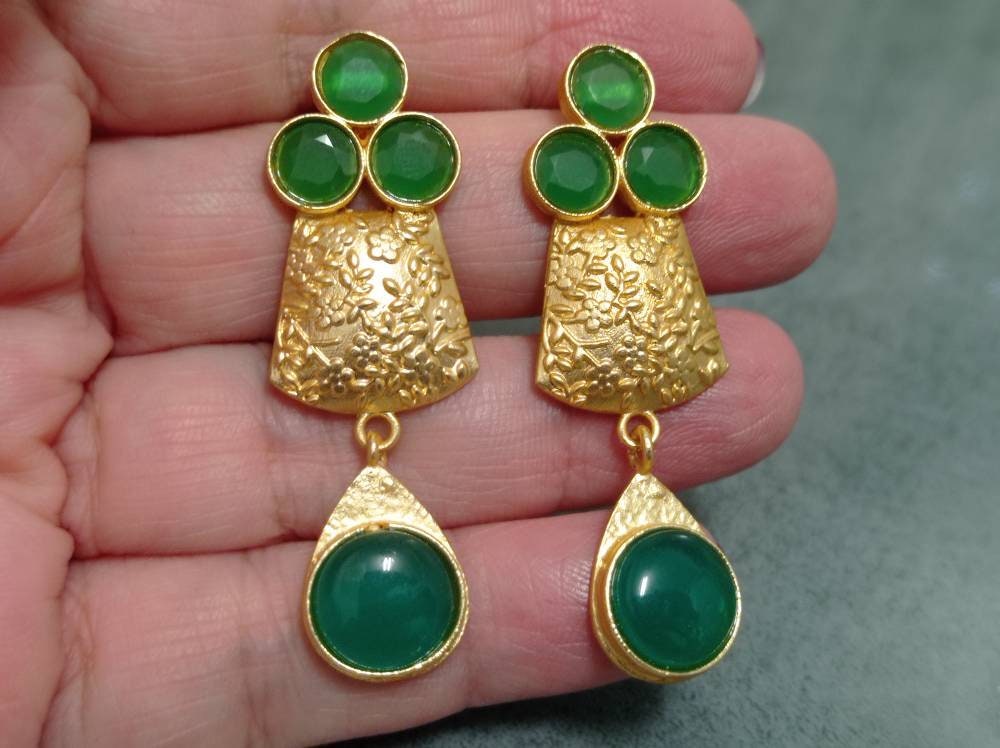 Green Agate Daisy Earrings, Gold Plated Floral Dangle, Hypoallergenic Studs, Botanical Gift for Her.