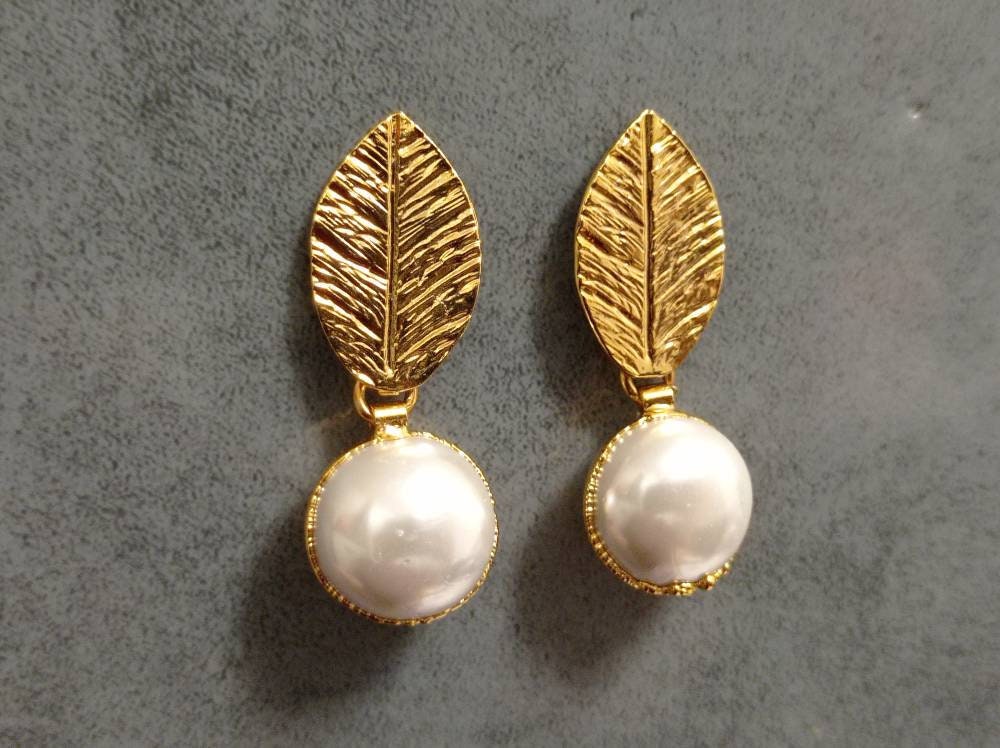 Gold Plated Leaf Pearl Dangle Earrings – Turkish Hypoallergenic Brass Jewelry